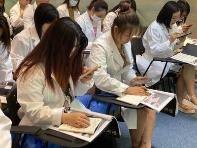 學(xué)微整形到哪里？專業(yè)教育咨詢助您開啟醫(yī)美職業(yè)之旅